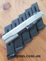 Kimber 1911 22lr Conversion kit . 100% reliable with cci mini mags. 5 Magazines are in excellent condition and work flawlessly. Free postage.