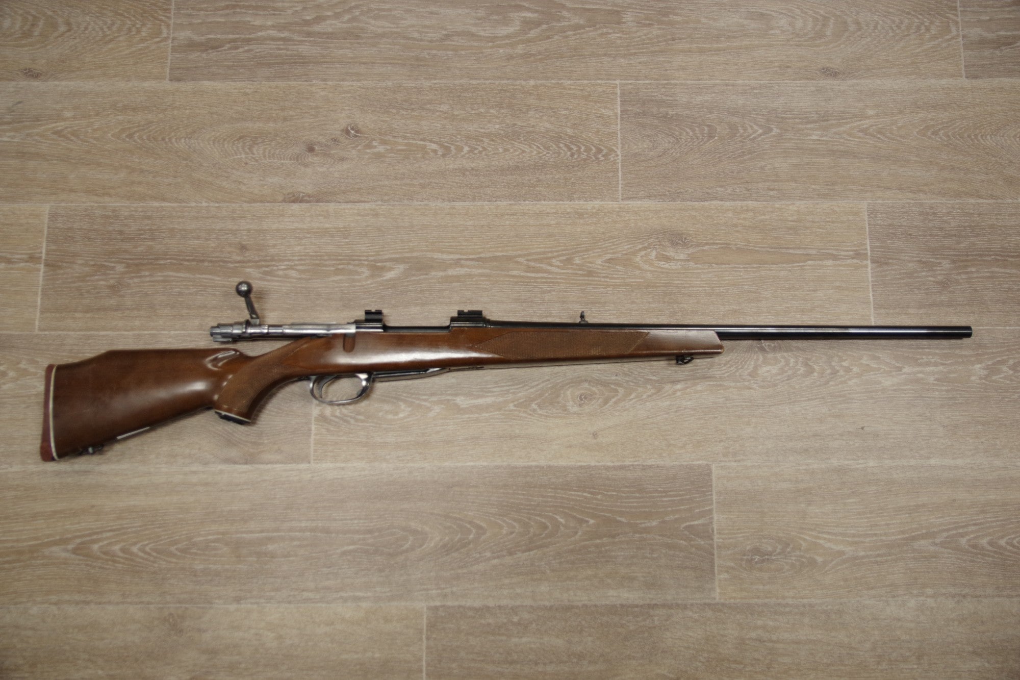 S/H PARKER HALE 1200 BOLT ACTION RIFLE 270 (FN599)