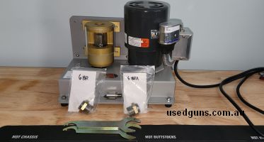 Giraud Power Trimmer, light use only, comes with 6BR and 6BRA pilots plus spare cutter head.