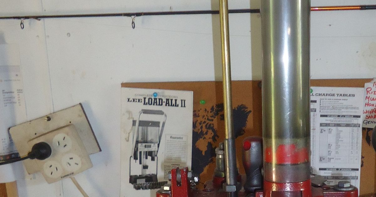 Hornady Lock-N-Load 366 Auto 12g Shotshell Reloader,Lee  Load all 12g reloading press Lee powder scales  Smart powder trickler