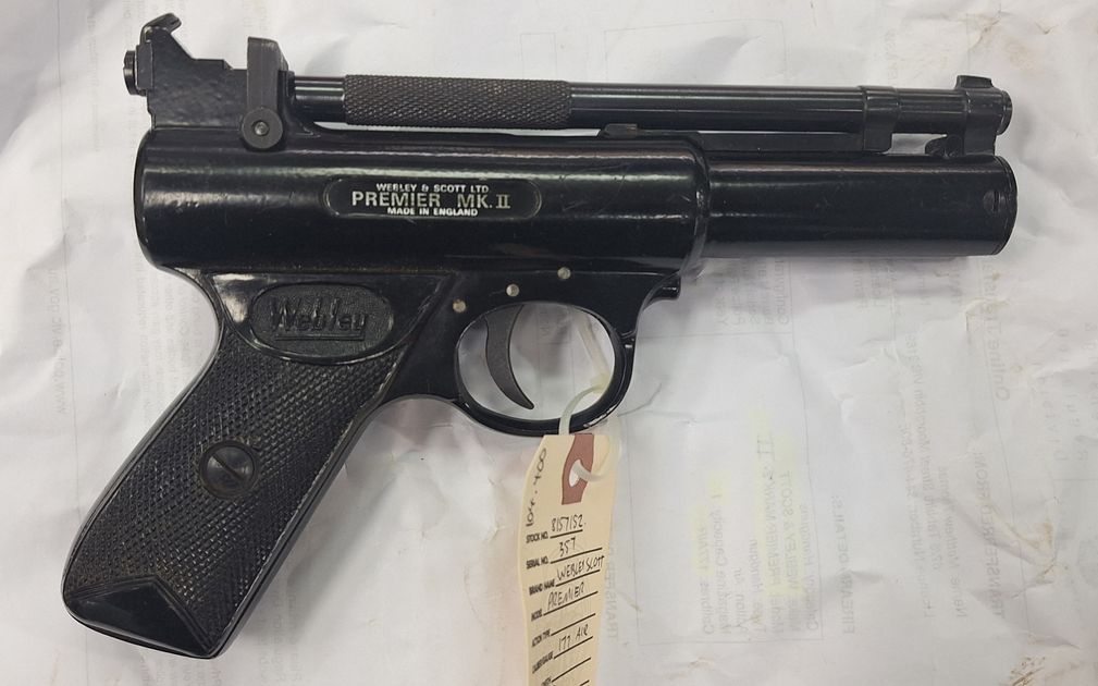 Air Pistol