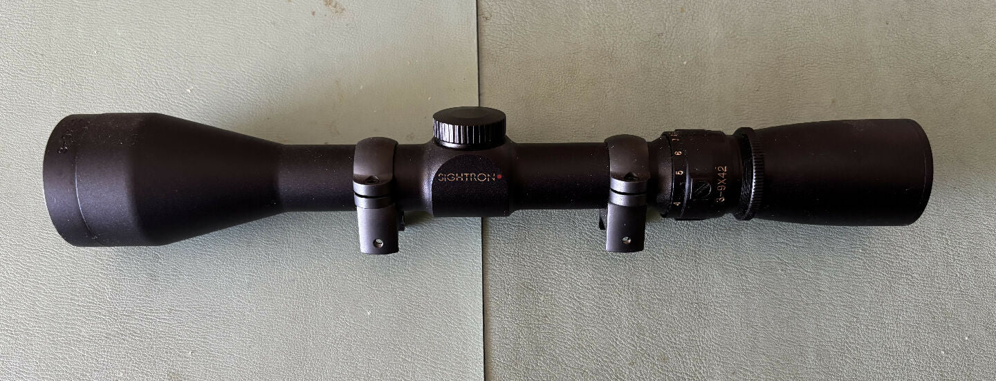 Sightron 3-9x42 S2 duplex reticle,  in perfect as new condition. Fitted and shot once.  Quality scope - best of the cheap ones... ?Beautiful glass from a Japane