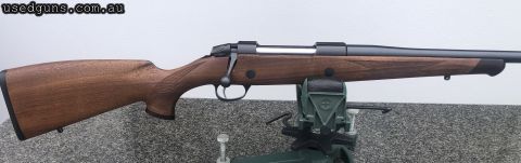 Beautiful Sako Bavarian in 338Win Mag. This rifle presents as new with no marks to either the timber stock or the metalwork. The rifle has very limited use with