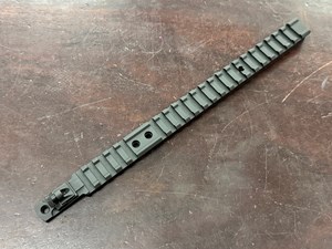 ROSSI
R10032804
R95 - 30/30
FULL LENGTH PIC RAIL
WITH BUILT IN PEEP SIGHT

NEW $135