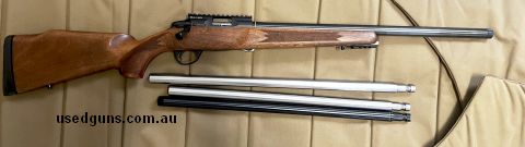 Sako quad package : Walnut stock with rail 1- 22lr match lilja barrel 2-17hrm match lilja barrel 3-22magnum threaded Sako bull barrel 4-22lr Sako bull barrel, 5