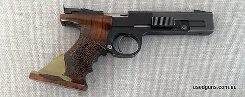 A were tidy FAS target pistol Still shoots very accurately. Ideally priced. Grips are medium to large