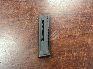SIG SAUER
P322
22LR
10 SHOT
ORIGINAL MAGAZINE
ONE ONLY

EXC $33