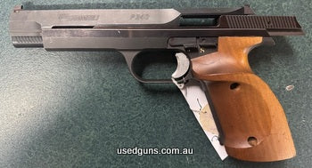 Selling without any magazines. In very good condition. Dusty from being stored. Includes postage to a nominated dealer apart from WA.