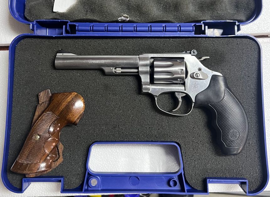 Smith & Wesson 63-4, 8 shot cylinder, with rubber and timber grips
