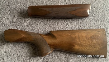 Good to very good grade 1 stock and forend. Light marks on stock can provide more photos. Postage included.