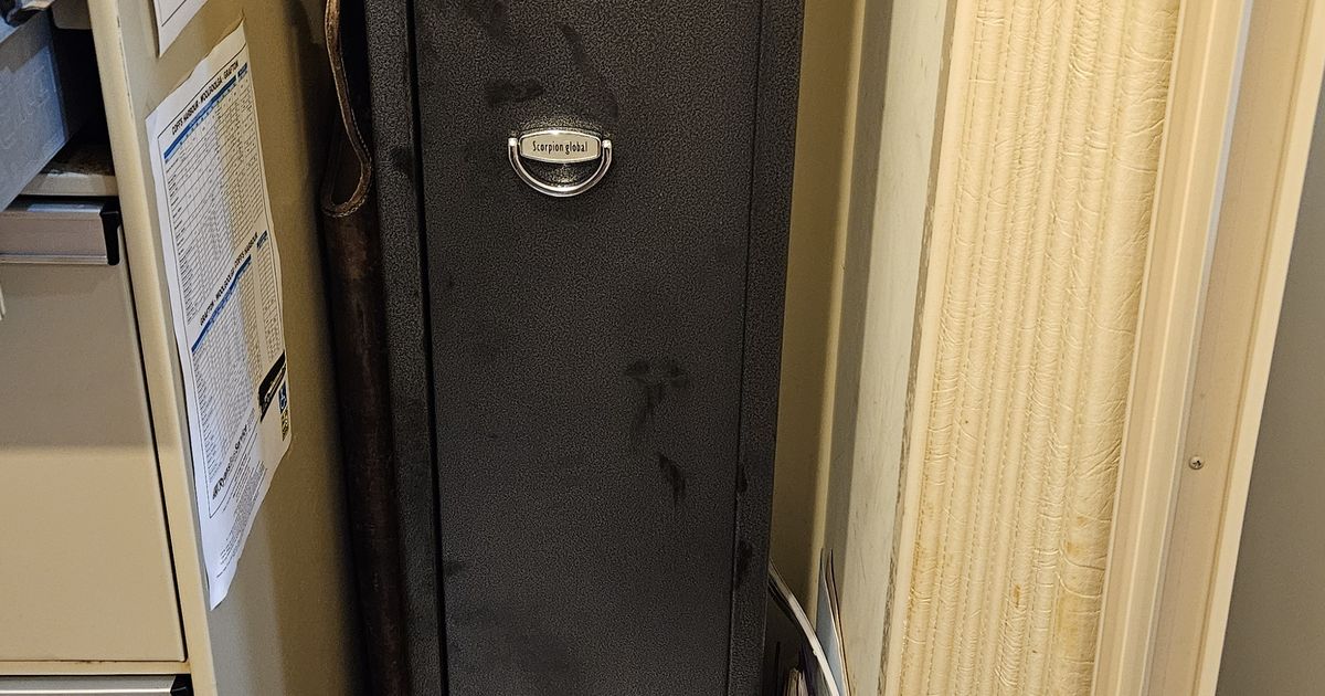 Scorpion Global 4 gun safe