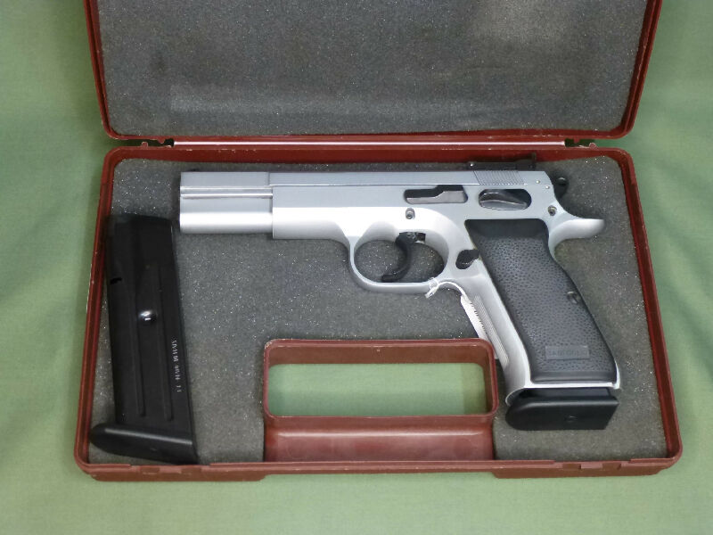Excellent condition Tanfoglio P23L in .38 Super, supplied in its original case with 2 magazines.
