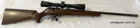 Anschutz 17HMR in a heavy barrel. Some minor marks on the stock from storage. Comes with a IOR 6x42 scope with the 7A hunting reticle. Two magazines and some sp