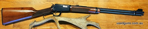 Beautiful 9422 XTR lever. Lovely, fine grained timber. Tiny bluing blemish on receiver, but otherwise a fine example of this iconic Winchester.