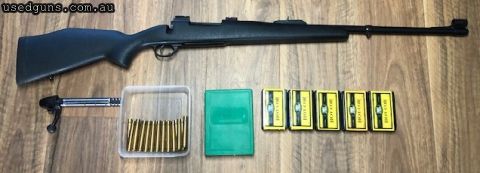 375 H&H Mag Mark V Weatherby Dangerous Game. Only shot on the target range, comes with reloading dies, projectiles and brass. Price excludes transfer & shipping