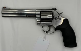 cased in original case , one owner , is functioning , it has been test fired on premises.price includes postage to nominated dealer apart from westen australia.