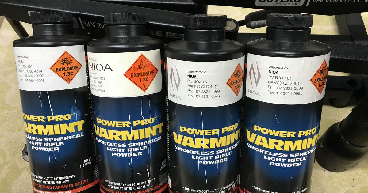 RL VARMINT PRO POWDER & BENCHMARK 1