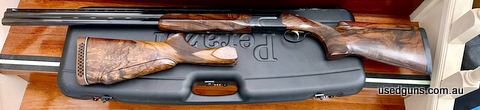 I‚Äö√Ñ√¥m the first owner had it for few years, really well looked after it at all time, fantastic wood on this gun and come with an extra sporter stock. No den