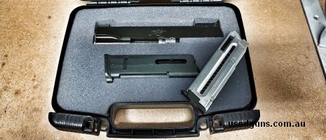Kimber 22LR Conversion Kit in black and excellent condition. Hardly used and had less than 100 rounds. Comes with original Kimber magazine, one extra magazine a