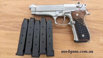 Dressed to impress Italian. All polished Wilson Combat fluted Steel Guide rod, shock buffer with 2 spares, DBL lever G conversion decocker, compact magazine gui