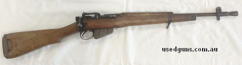 Jungle Carbine shoots well has some surface rust on magazine metal work has been painted at some stage. Buyer to pay transfers and postage