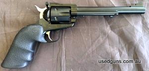 Close to ‚Äö√Ñ√∫as-new‚Äö√Ñ√π condition, Blackhawk in 45 Long Colt with 7.5‚Äö√Ñ√π barrel. Hogue mono grip, spring kit. Good bit of kit.