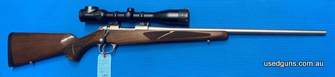 Excellent condition condition Sako 85 in 204 Ruger. Has a 22 inch barrel in excellent condition. Swarovski Z6i 2.5-15x44P illuminated scope. Perfect clarity as 