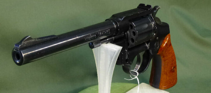 This Sentinel Imperial is in good overall condition and functions exactly as it should. It fires reliably, the cylinder indexes perfectly, and lock-up is tight.