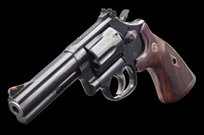 S&W M586 4INCH  .357MAG 6 Rounds