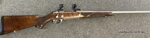 Sako 300 Win Mag in excellent condition done very little work very nice timber plus post