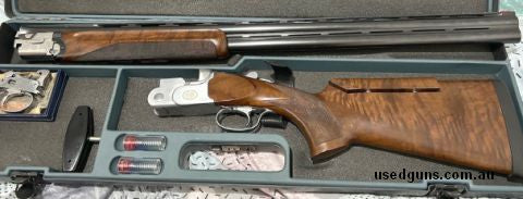 Beretta ASE90 Left hand Trap Gun. Beautiful gun, recently had a full service. 3/4 and full fixed chokes. Timber on this gun is really nice. Comes complete with 