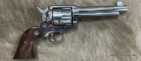 Ruger Vaquero old model Stainless 44 Mag in excellent condition has had very little work. Price does not include postage or insurance