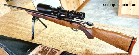 Left Hand Sako 85 Hunter in 243 with 3-12‚àö√≥50 Schimdt & Bender Zenith. Well looked after. Has been an excellent Fallow Deer rifle in Tas.