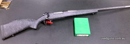 Weatherby Mk V rifle in the hard hitting 30-378 cartridge. Comes with a set of RCBS dies. Excellent condition a fine addition for Weatherby collection.