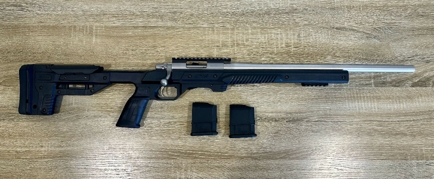 Howa 1500 Stainless Mini Action with a 20 Inch Varmint 1:8 twist barrel. Sitting in a black Oryx Chassis. Includes EGW HD scope base and x2 10 round polymer mag