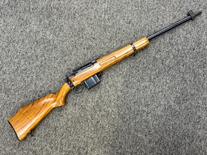 AIA
AUSTRALIAN INTERNATIONAL ARMS
M42-B2
EXPERIMENTAL MODEL
308WIN
10 SHOT
DETACHABLE MAGAZINE
25 INCH VARMINT BARREL
BLUED FINISH
PIC RAIL
PEEP SIGHTS
LOVELY STOCK SET
WITH CHEEK PIECE 
EXPORT GRADE MARKED ON 
RIGHT HAND SIDE OF RECEIVER
IMPORTED BY SABRE DEFENSE INDUSTRIES LLC 
NAS