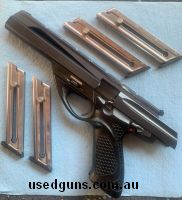 Beretta Neos .22LR in very good condition, comes with a case and 4 magazines. This quirky handgun functions as intended and is a must if you want to look differ