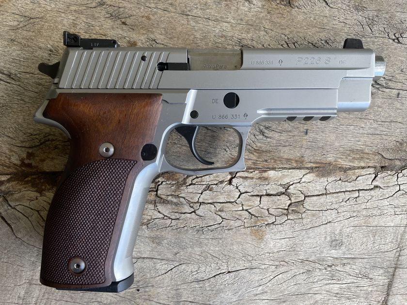 Sig Sauer P226 S - 9mm