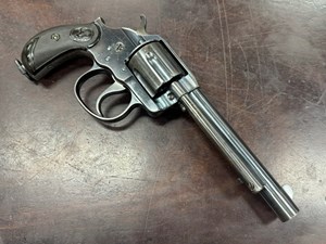 COLT 
MODEL 1878 / 1902
45 LONG COLT
6 SHOT
6" BARREL
EXCELLENT BORE
ORIGINAL PHILIPPINE / CANADIAN CONTRACT GUN
"PHILIPPINE CONSTABULARY" 
WITH LARGE TRIGGER GUARD & TRIGGER 
FOR USE WITH GLOVES
ORIGINAL LANYARD RING
ORIGINAL GRIPS
VERY TIGHT LOCK UP
U.S. MILITARY MARKINGS ON RIGHT 
H