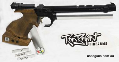 Steyr LP50 5 shot air pistol in good nick comes in original hard case with accessories spare cylinder and two five shot mags and a single shot magazine. Hand ai