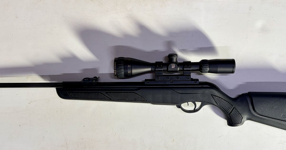 GAMO SHADOW DX AIR RIFLE WITH NIKKO STERLING AIRKING 3-9X42