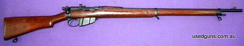 Stock Number 14276. Enfield Long Tom 303 in good original condition. Comes with MUES aperture sight. Bore 8/10.