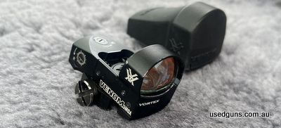 631520