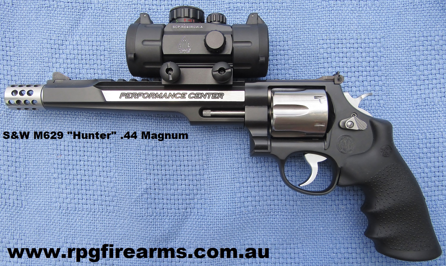 .44 Mag * NEW Comes with 1x30 UTG Tactical sight and bag etc A magnificent piece of artillery!