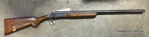 Single shot, very simple shotty. In average condition. Make an offer, deceased estate.