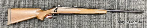 Old new stock, unfired 1980s Remington, Beautiful timber, bright bore, does not have original box or manuals, Would suit a remington collector or will make a gr