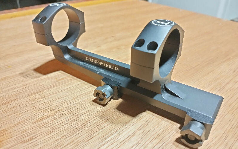 Leupold mark 4 one piece cantilever flat top ring mount. 34mm tube. CNC machined. Made in the USA. Never used. Hard to find. Leupold warranty.