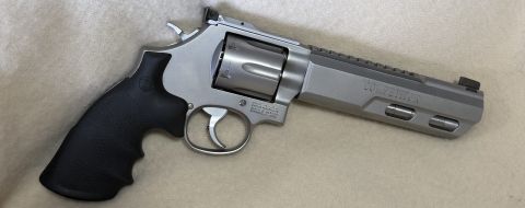 I have had this for a couple of years and have only put around 40 rounds through it Hence sale! Comes with extra weights and all the paperwork & case Not a mark