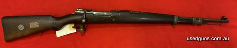 Here‚Äö√Ñ√¥s a rare model 1935 Chilean service rifle. Has all matching number and has a good barrel bright and shiny. Has a good Mauser stamp on top of receiver