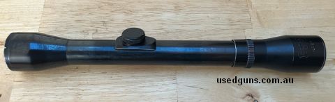 Pecar 4x81 with plain cross hair, with 26 mm tube, good bluing, no ring marks. Please ring or text